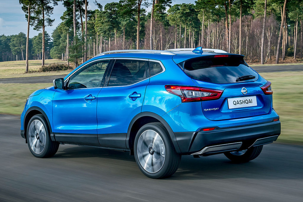 Nissan Qashqai вид сзади
