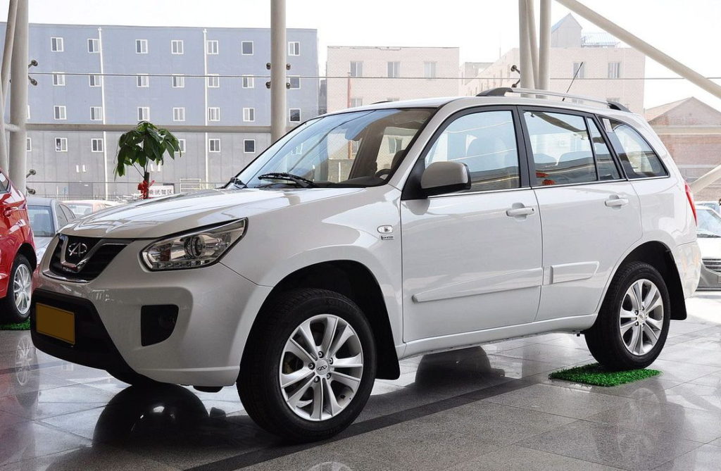 Chery Tiggo FL вид сбоку