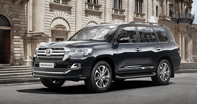 Обновленный Toyota Land Cruiser 200