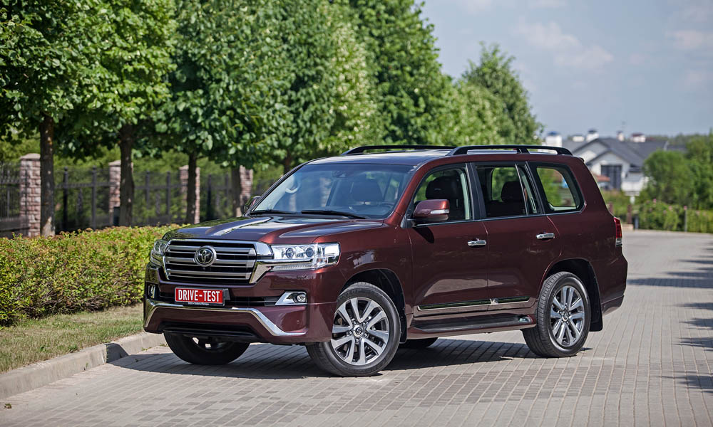 Toyota Land Cruiser 200 Экстерьер