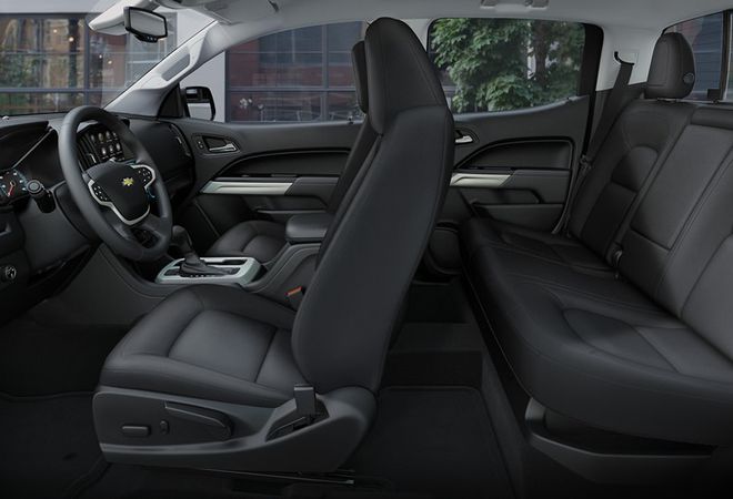 Chevrolet Colorado 2020 Удобства интерьера. Авто Премиум Груп