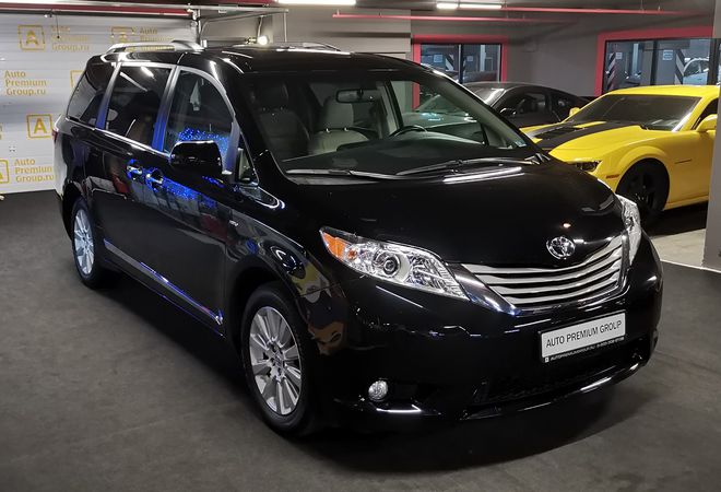 Toyota Sienna 2016