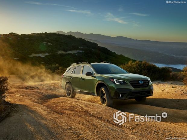 Subaru Outback 2020, вид спереди и сбоку справа