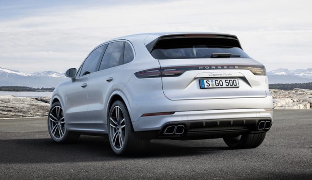 Автомобиль Porsche Cayenne Turbo