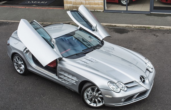 Mercedes-Benz SLR McLaren