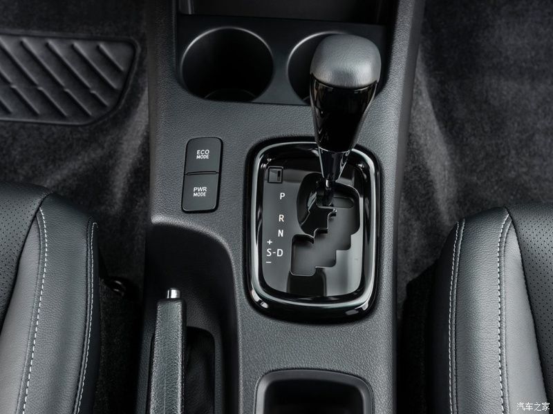 Салон Toyota Hilux 2021