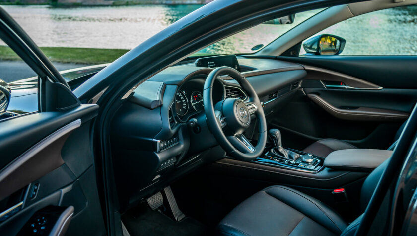 Mazda озвучила полный прайс-лист на кроссовер CX-30