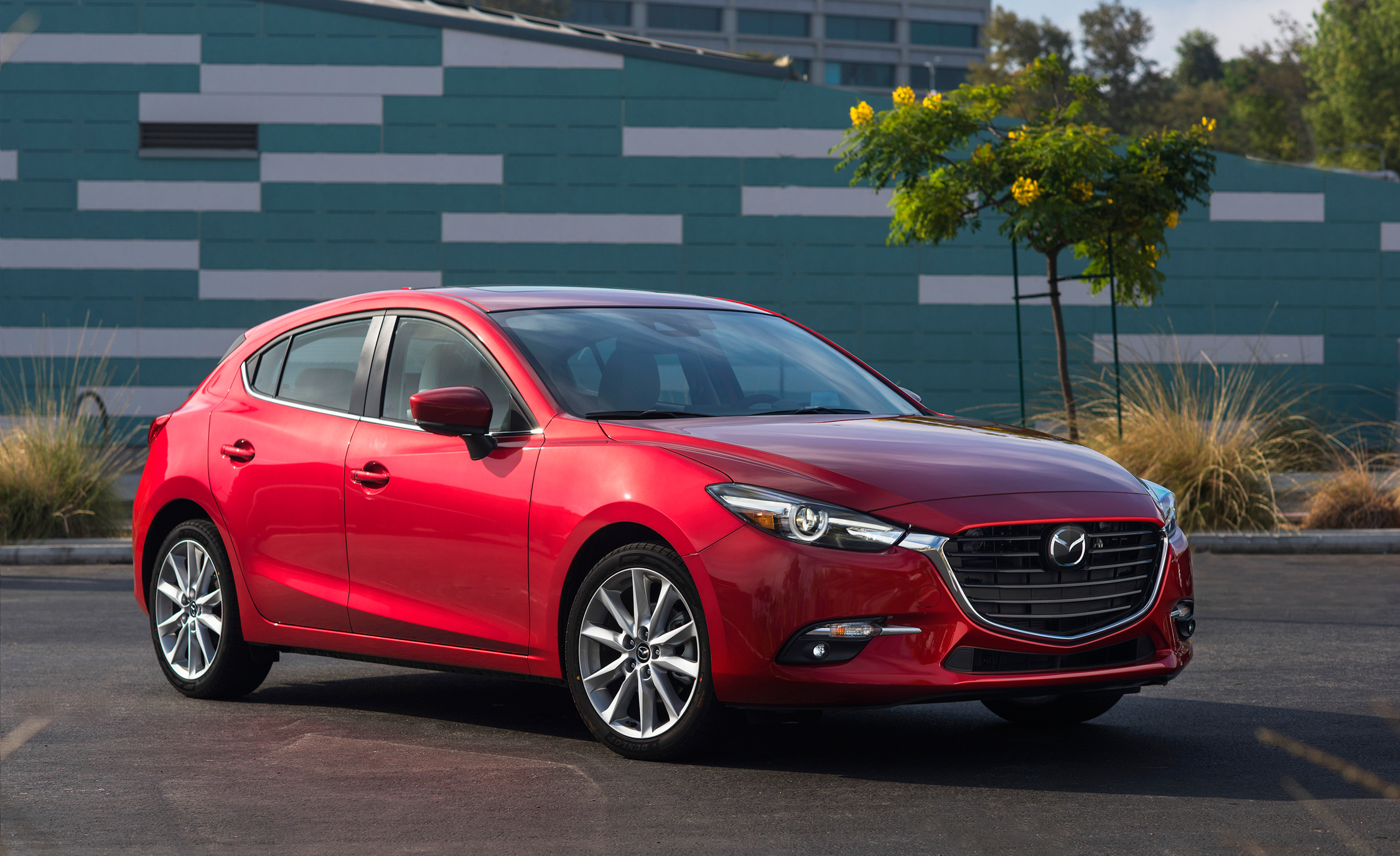 2017 Mazda 3 хэтчбек