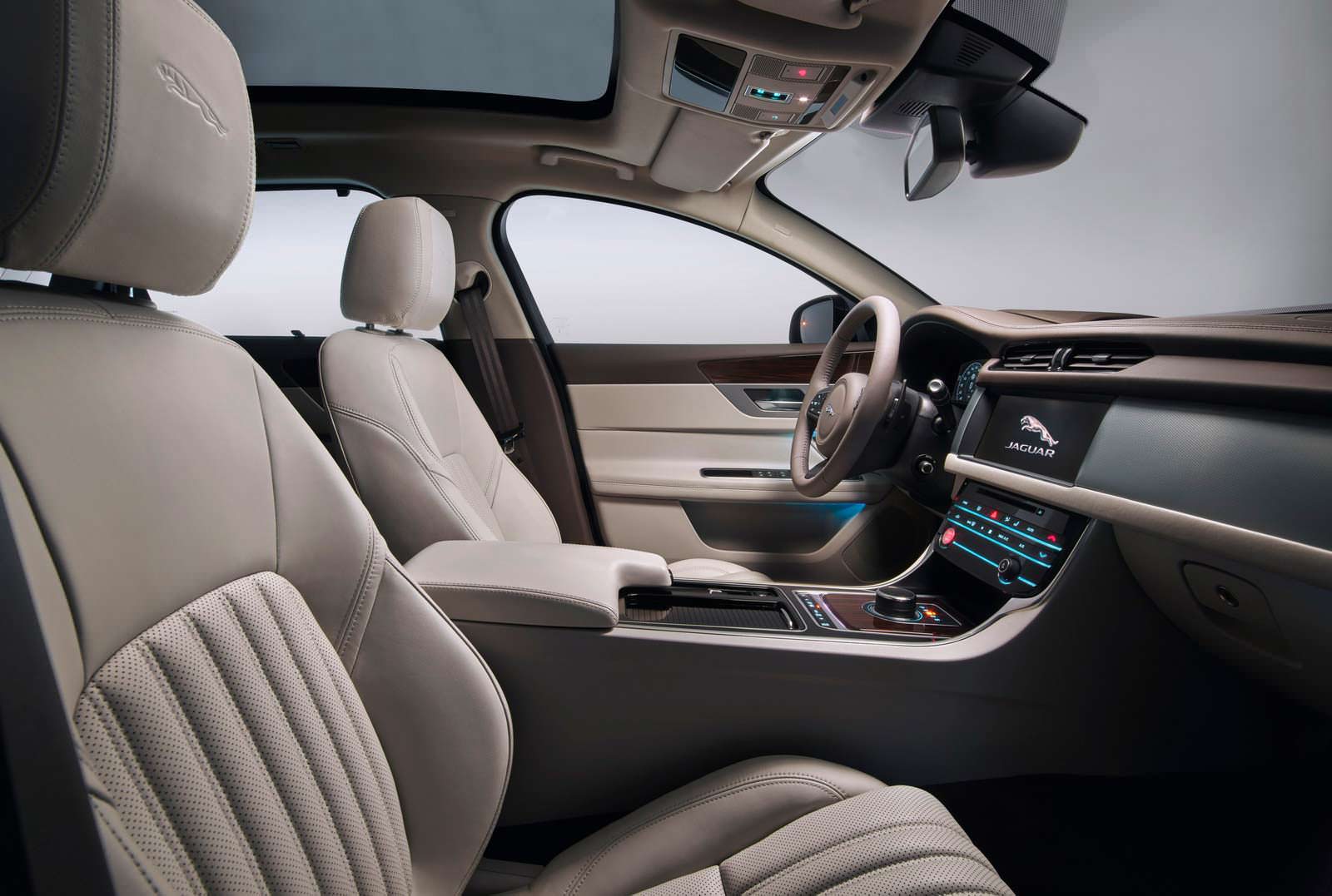 Jaguar XF 380