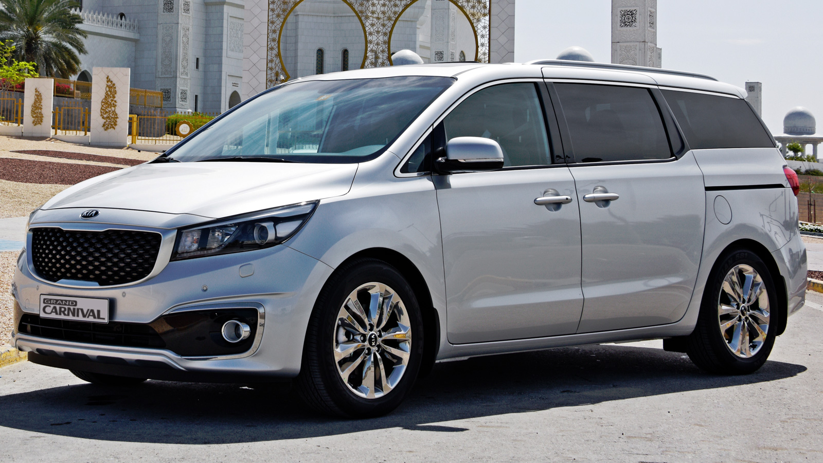 Kia carnival gta 5 фото 106