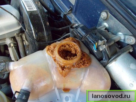 Система охлаждения Lanos: Какую охлаждающую жидкость заливают в Шевроле Ланос